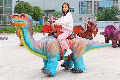 Walking Dinosaur Rides