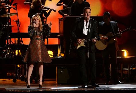 Country Music Collaborations All Over The Radio – Tim McGraw, Taylor ...