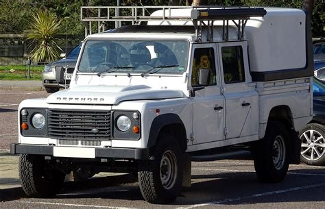 Land Rover Defender Jeep Free Stock Photo - Public Domain Pictures