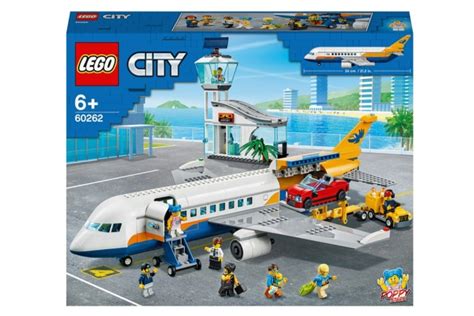 How to get up to £10 off Lego at Smyths Toys