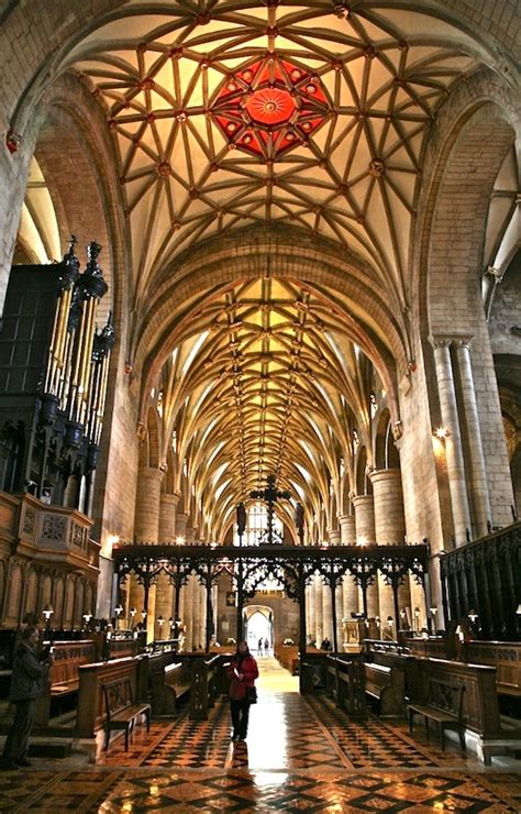 Tewkesbury Abbey ©2013 M.Webb - Wandermelon