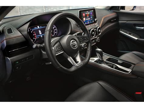 2020 Nissan Sentra: 80 Interior Photos | U.S. News