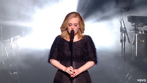 Adele Delivers Mesmerizing Live Performance of 'Hello' That Leaves Audience Breathless - Inner ...