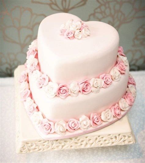 Anniversary Cake Designs Heart - The Cake Boutique