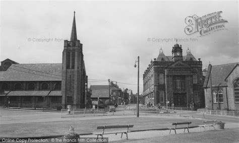 Photo of Elland, The Town Hall c.1965 - Francis Frith