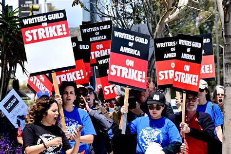 AI, the WGA Strike, and What Luddites Got Right | WIRED