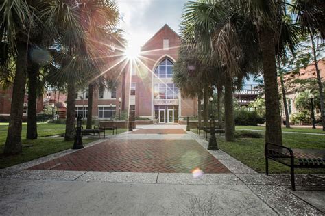 Pre-Pharmacy at UF » Pharm.D. Admissions » College of Pharmacy » University of Florida