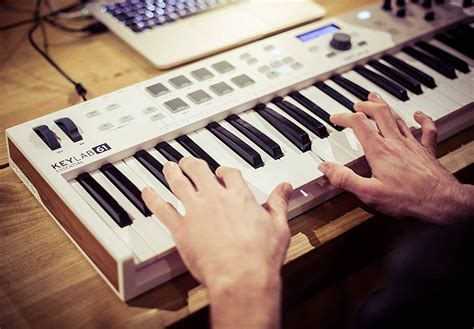 Best MIDI Keyboards (Updated 2021)