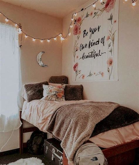 15 Marvelous Dorm Room Decoration Ideas For Low Budget #cutedormrooms Decorating a hostel is ...