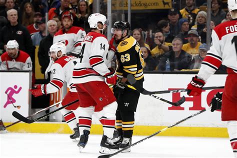 Public Skate: Bruins vs. Hurricanes, Game 1 - Stanley Cup of Chowder