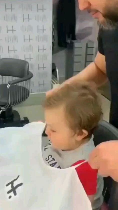 When u got up m your favourite barber during your haircut😍😂 | Baby memes, Twisted humor, Memes