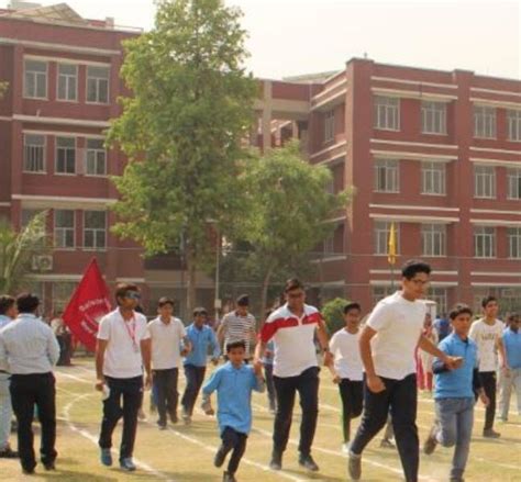 Salwan Public School Mayur Vihar - Top Schools in East Delhi ...