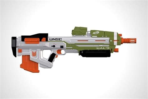 The NERF Halo Infinite MA40 Replicates The Games Assault Rifle | Men's Gear