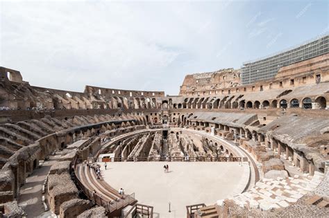 Premium Photo | The colosseum is a roman amphitheater.