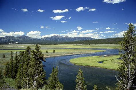 Yellowstone Caldera - Wikipedia