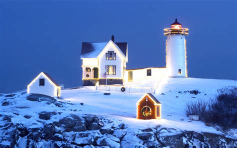 ocean winter snow beach cold Christmas lighthouses skyscapes Christmas lights / 2560x1600 ...