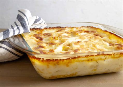 Yummy and easy cheese potato bake recipe - Hispana Global