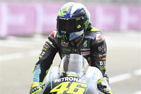 Valentino Rossi will make MotoGP retirement decision du... | Visordown