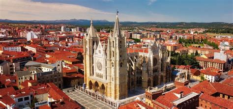 Where to Stay in León, Spain in 2023 | The Tour Guy