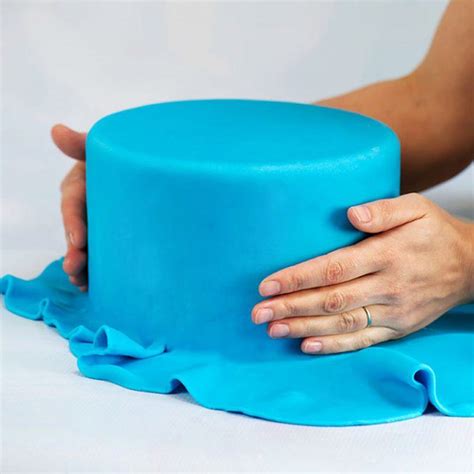 Fondant Recipe (homemade) + Video Tutorial | Sugar Geek Show