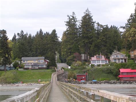 Low Tide at the Indianola Pier and Beach | Kitsap Now