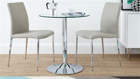 Round Glass 2 Seater Dining Table from Danetti