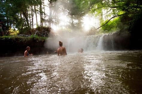 35 Best Hot Springs in New Zealand 【 North & South Islands