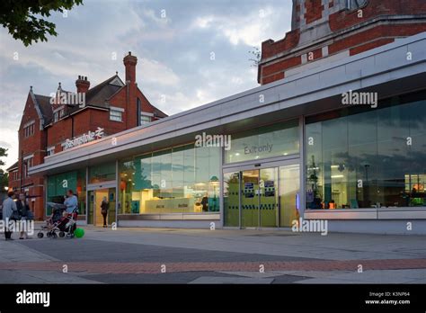 Basingstoke station in Hampshire, UK Stock Photo - Alamy