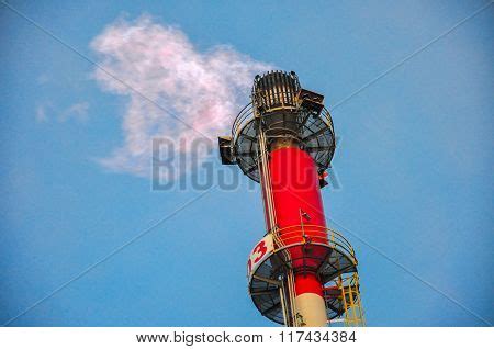 Natural Gas Flaring Image & Photo (Free Trial) | Bigstock