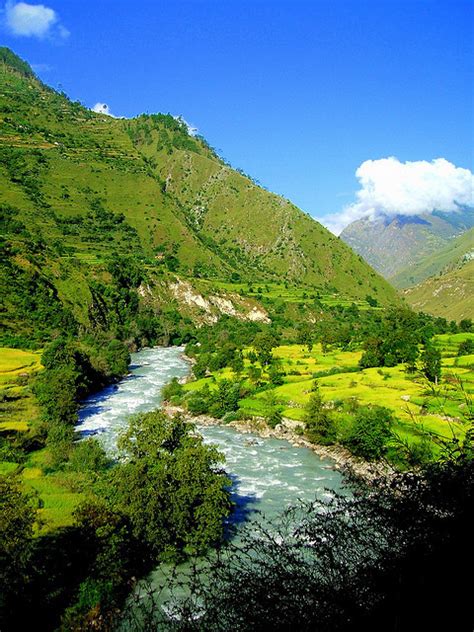 Trekking along Karnali River in western Nepal | Gavin Horn