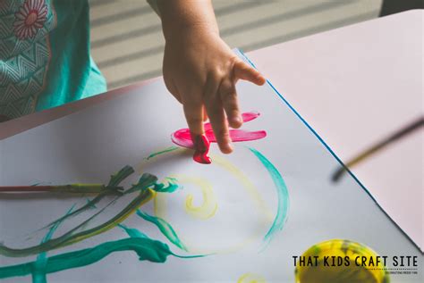 Finger Painting Ideas for Toddlers & Preschoolers - That Kids' Craft Site