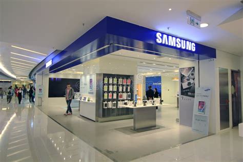 Samsung shop in hong kong editorial image. Image of manufacturing - 47122585