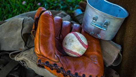 Best Baseball Gloves - EPASSPORT GEAR