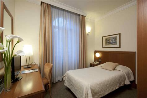 Hotel Ponte Sisto, Rome | AerLingusVacationStore.com