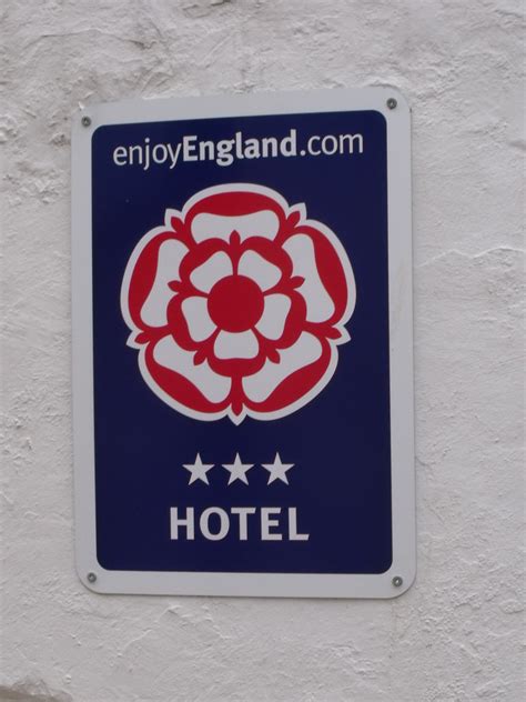Castle Hotel, Paradise Road, Downham Market - sign - Enjoy… | Flickr
