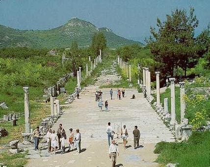 WONDERS OF THE WORLD: Temple of Artemis at Ephesus