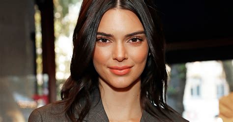 Kendall Jenner Reveals Blonde Hair For Fashion Week