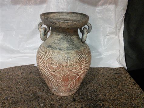 Small clay vase made in Thailand | Clay vase, Vase, Pottery