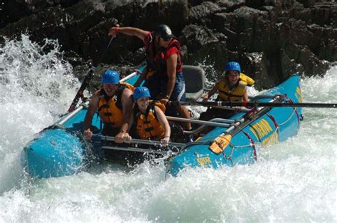 Whitewater Rafting on the Clearwater River - Canada Holidays : Canada Holidays