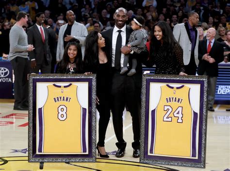 Kobe Bryant's devotion to family obvious when career ended - Los ...