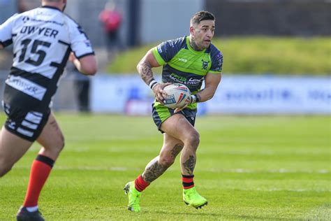 Rangi Chase suffers broken arm on Rochdale debut | Love Rugby League