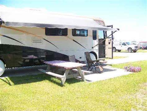 Camp Hatteras RV Resort and Campground in NC | BookYourSite