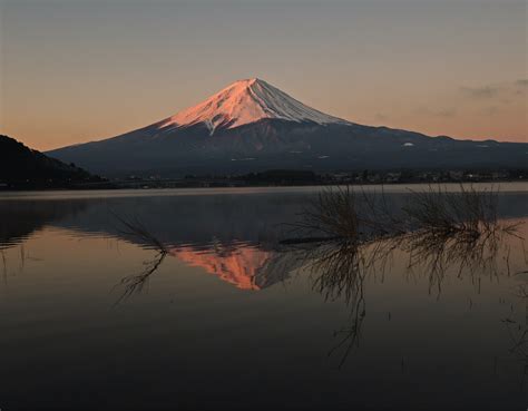 Mount Fuji Near Lake during Dusk · Free Stock Photo