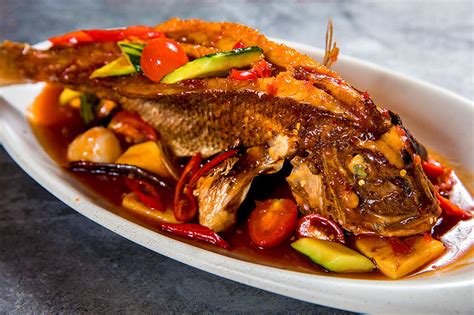 Deep Fried Snapper With Special Sweet Chilli Sauce | Home Thai