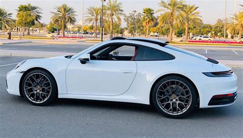 Location Porsche 911 Dubaï sur le meilleur tarif - Renter Point