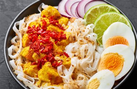 Myanmar Food: 15 Traditional Dishes You Should Eat - Rainforest Cruises