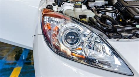 Vehicle Headlight Repair in South