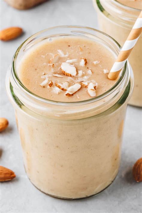 Almond Milk Smoothie- Just 3 Ingredients! - NUTRITION LINE