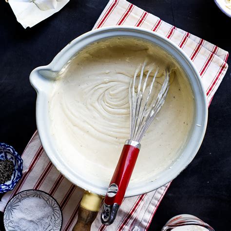 How to make Béchamel sauce/Cheese sauce - Simply Delicious