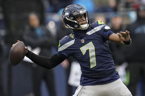 Geno Smith Injury Update: Is Seattle's QB Playing on Sunday?